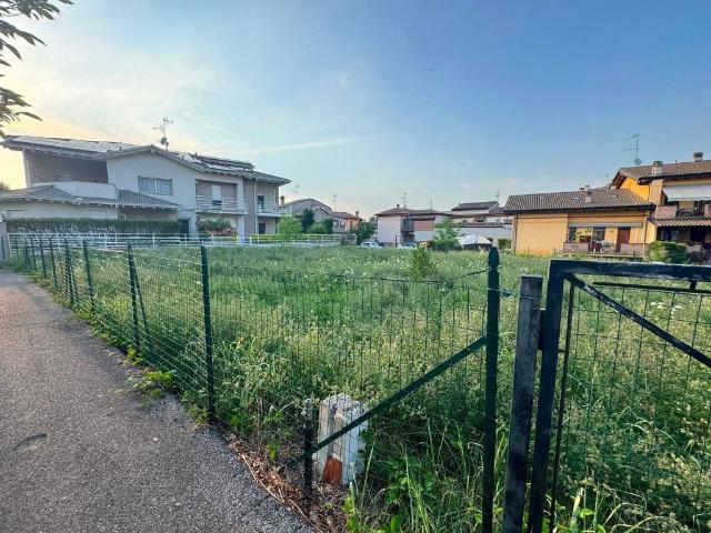 Terreno in vendita a Molino delle Tre Ruote, Gossolengo