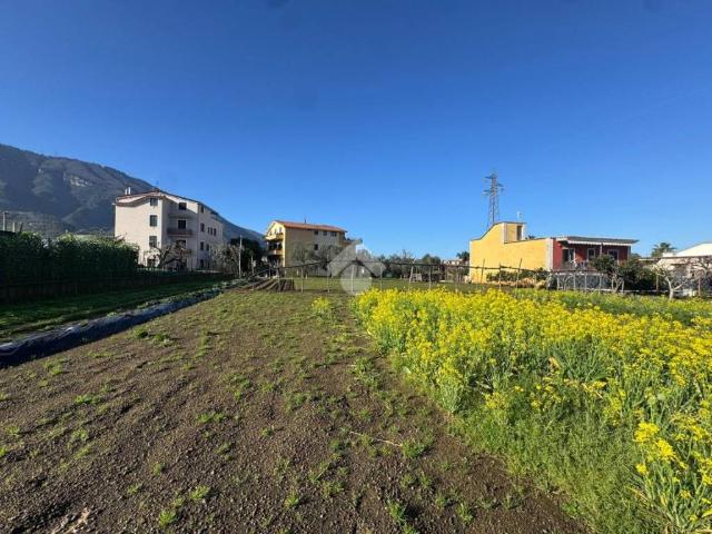 Terreno in vendita a Gragnano, Campania