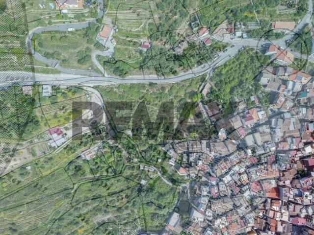 Terreno in vendita a Graniti, Sicilia