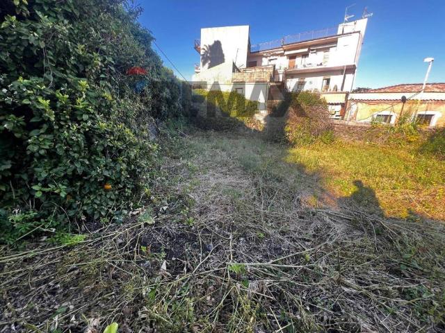 Terreno in vendita a Gravina Di Catania, Sicilia