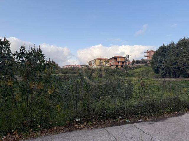 Terreno in vendita a Gravina Di Catania, Sicilia