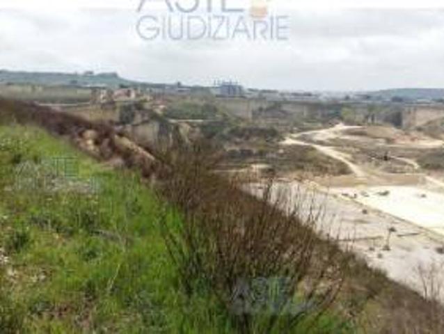 Terreno in vendita a Puglia, Bari