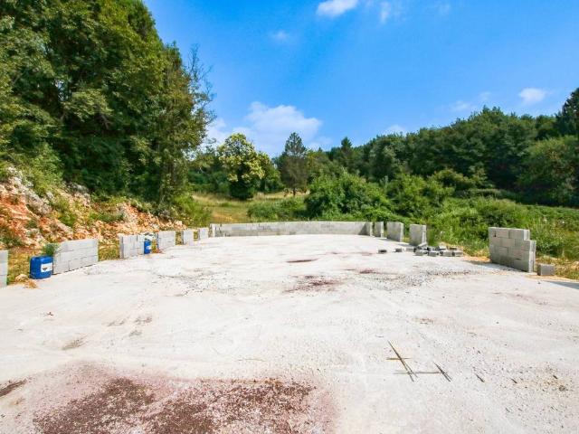 Terreno in vendita a Negrar, Veneto