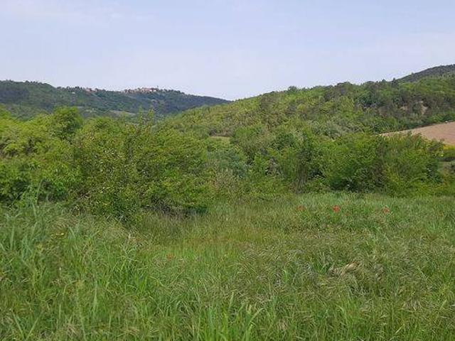 Terreno in vendita a Gualdo Cattaneo, Umbria