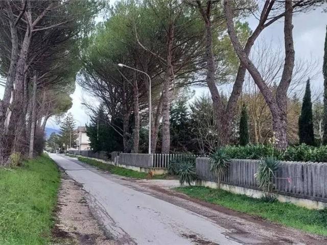 Terreno in vendita a Gualdo Tadino, Umbria