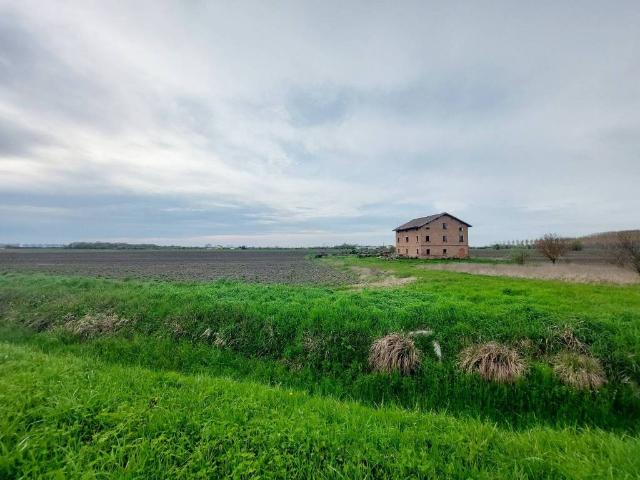 Terreno in vendita a Bassa Reggiana, Re