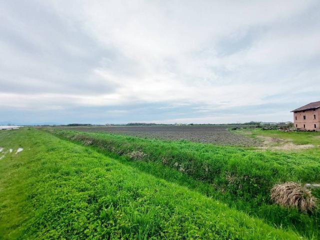 Terreno in vendita a Bassa Reggiana, Re