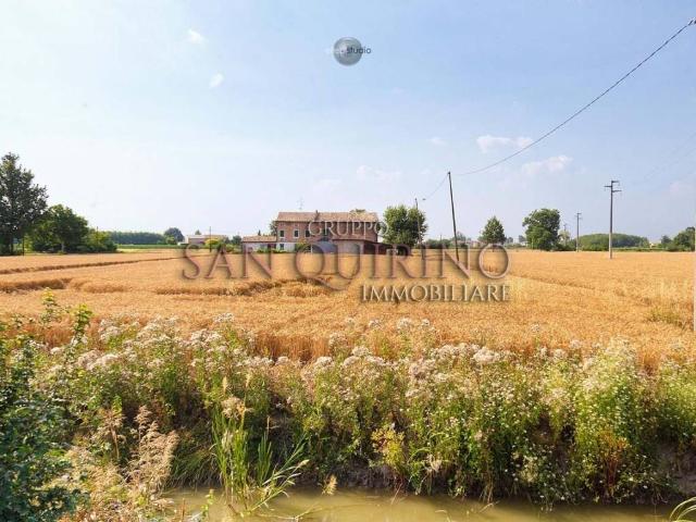 Terreno in vendita a Bassa Reggiana, Re