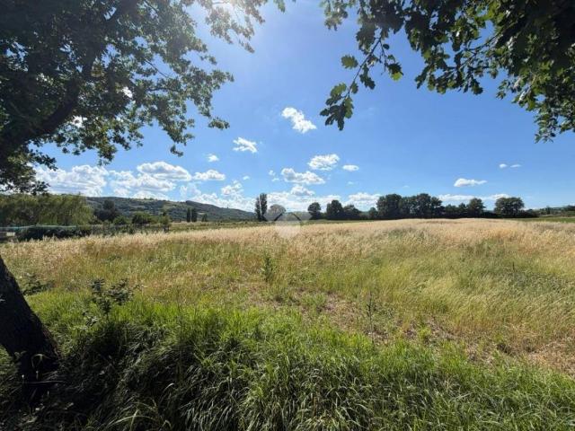 Terreno in vendita a Gubbio, Umbria