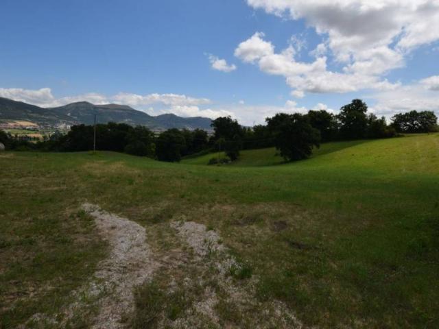 Terreno in vendita a Gubbio, Umbria