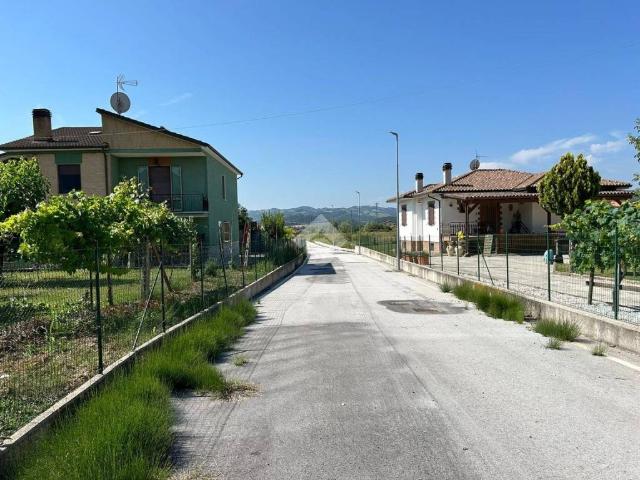 Terreno in vendita a Gubbio, Umbria