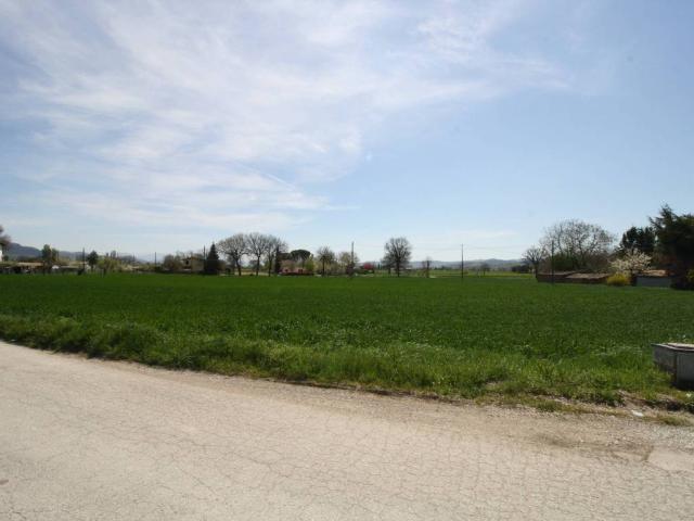 Terreno in vendita a Gubbio, Umbria