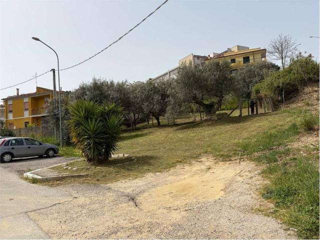 Terreno in vendita a Guglionesi, Campobasso