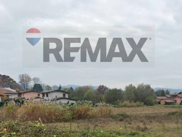 Terreno in vendita a Inarzo, Lombardia