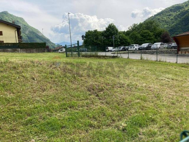 Terreno in vendita a Introbio, Lombardia