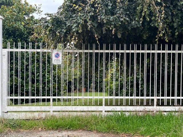 Terreno in vendita a Inverigo, Lombardia