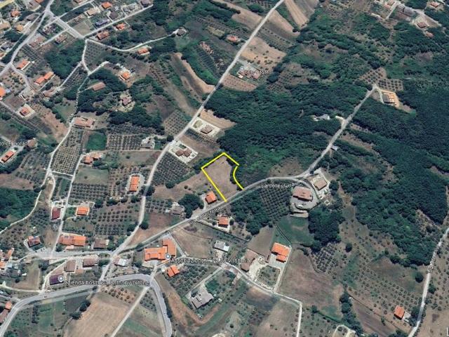 Terreno in vendita a Isernia, Molise