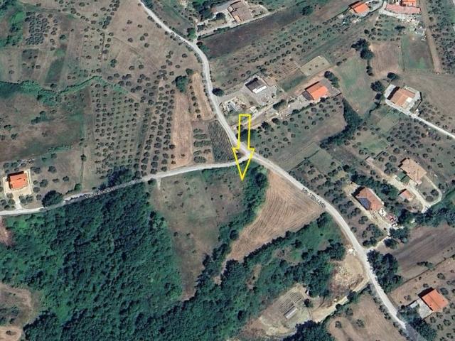 Terreno in vendita a Isernia, Molise