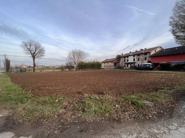 Terreno in vendita a Isola Vicentina, Veneto