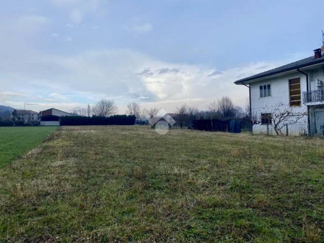 Terreno in vendita a Isola Vicentina, Veneto