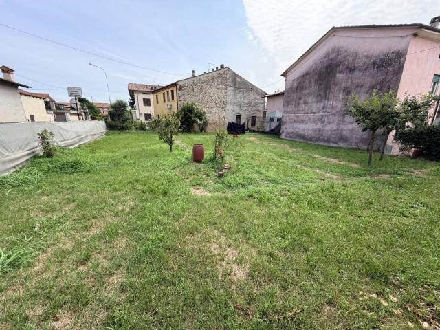Terreno in vendita a Castelnovo, Isola Vicentina