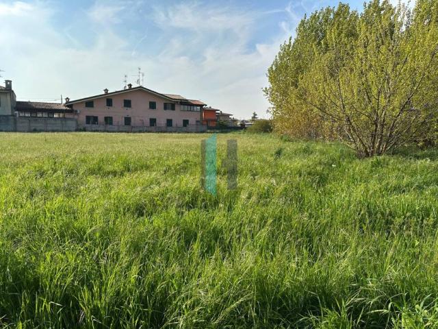 Terreno in vendita a Isorella, Lombardia