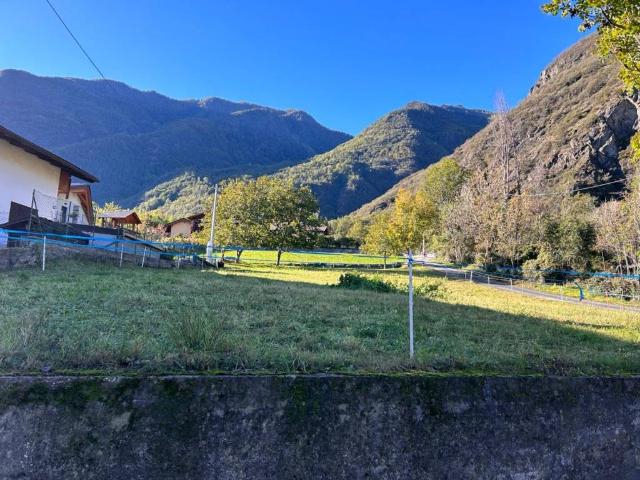 Terreno in vendita a Issogne, Aosta