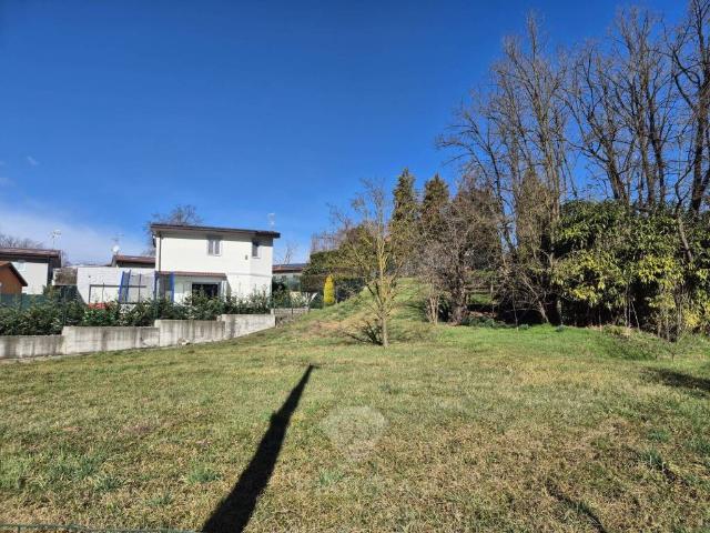 Terreno in vendita a Jerago Con Orago, Lombardia