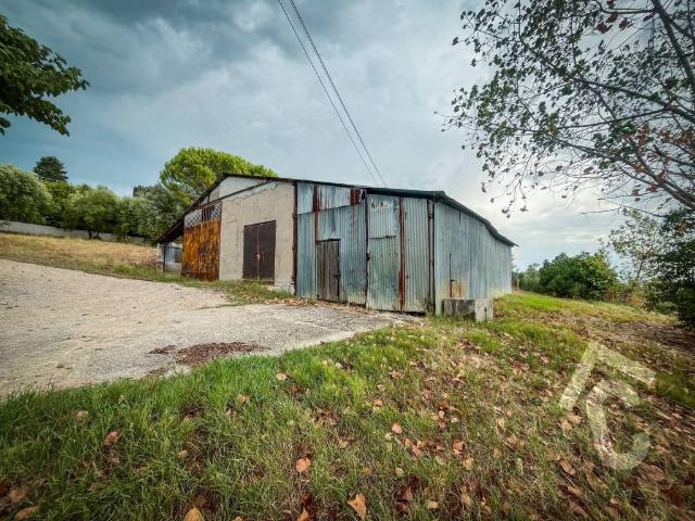 Terreno in vendita a Santa Lucia, Marche