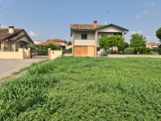 Terreno in vendita a Unione Delta del Po, Lagosanto
