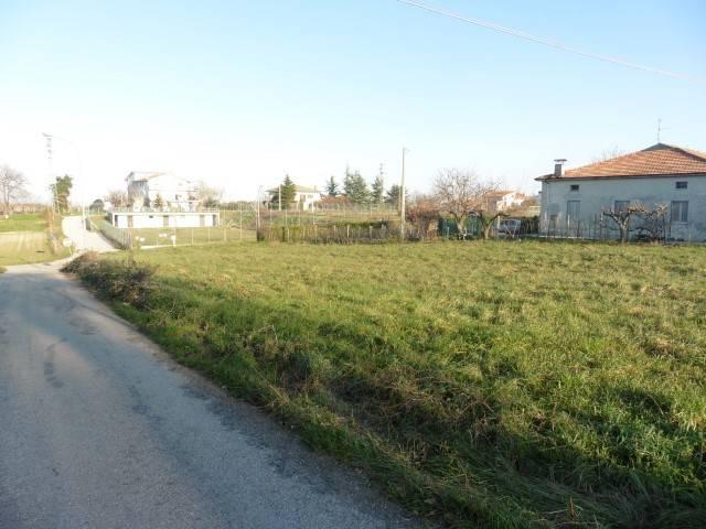 Terreno in vendita a Villa Andreoli, Lanciano