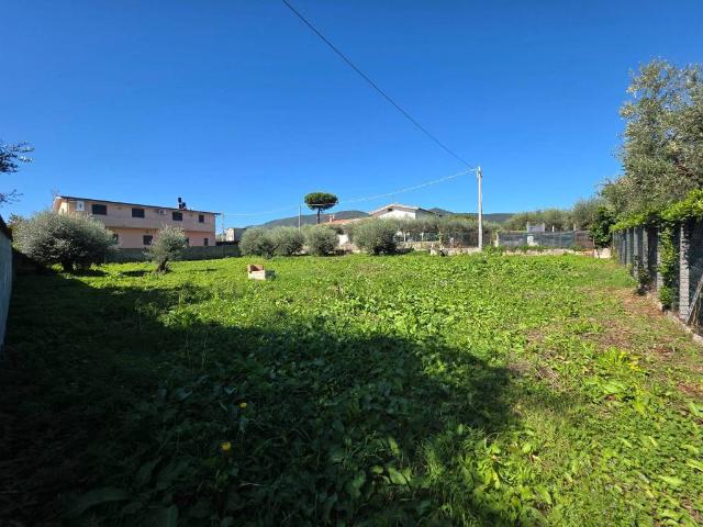 Terreno in vendita a Valle Mazzone, Roma Capitale