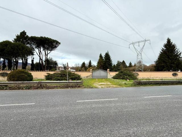 Terreno in vendita a Valle Mazzone, Roma Capitale