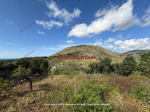Terreno in vendita a Lascari, Sicilia