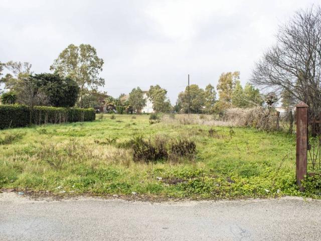 Terreno in vendita a Latina, Lazio
