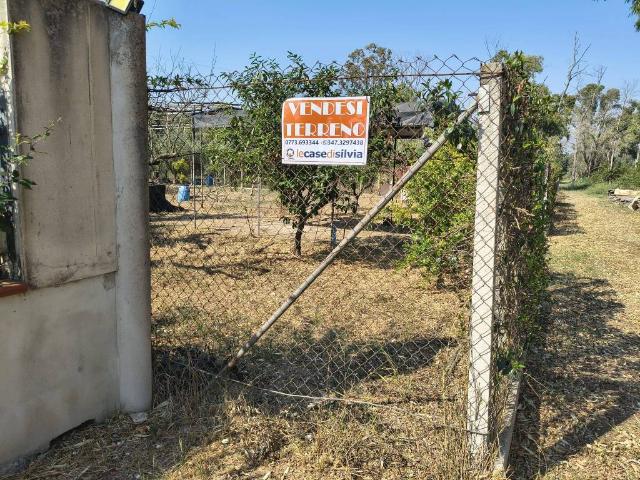 Terreno in vendita a Latina, Lazio