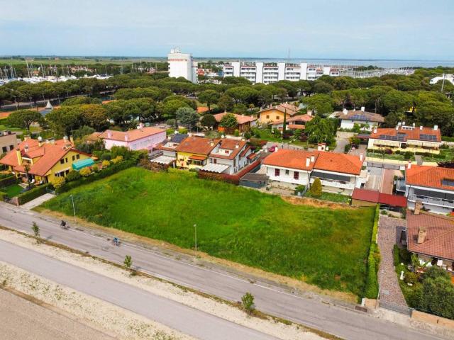 Terreno in vendita a Latisana, Friuli-Venezia Giulia