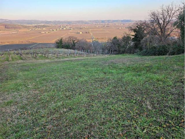 Terreno in vendita a Lavagno, San Briccio