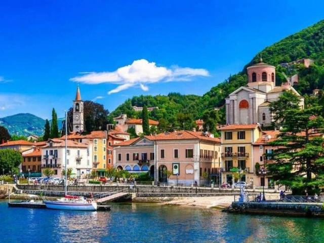 Terreno in vendita a Comunità Montana Valli del Verbano, Laveno Mombello