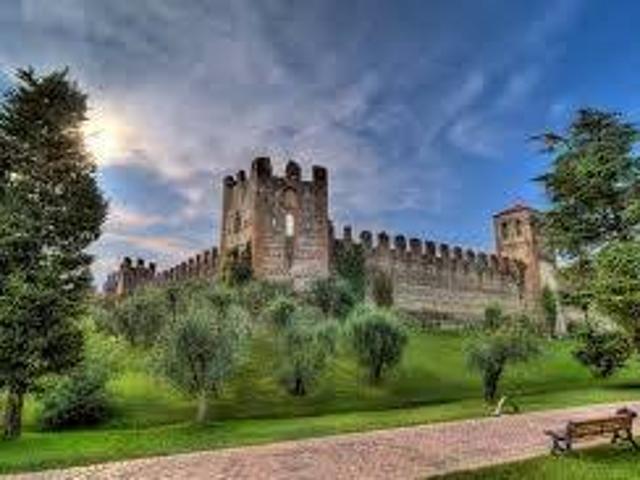 Terreno in vendita a Lazise, Veneto