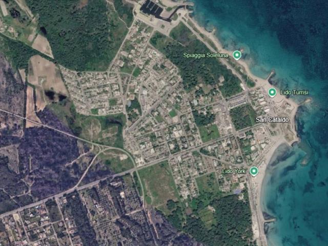 Terreno in vendita a San Cataldo, Puglia