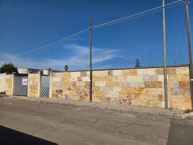 Terreno in vendita a San Cataldo, Puglia
