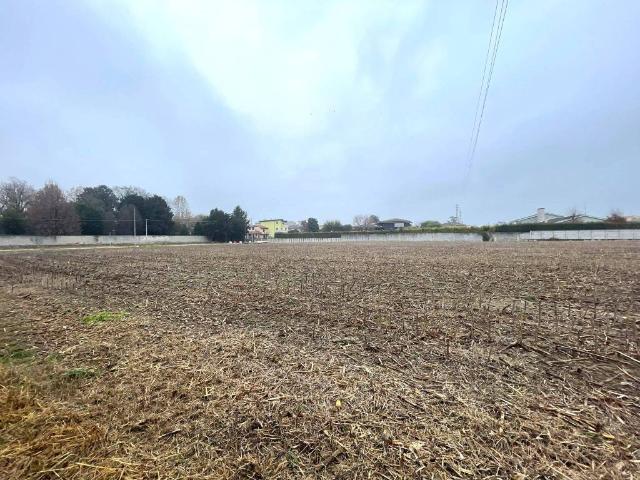 Terreno in vendita a Legnago, Veneto