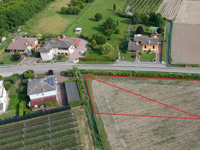 Terreno in vendita a Canove, Legnago