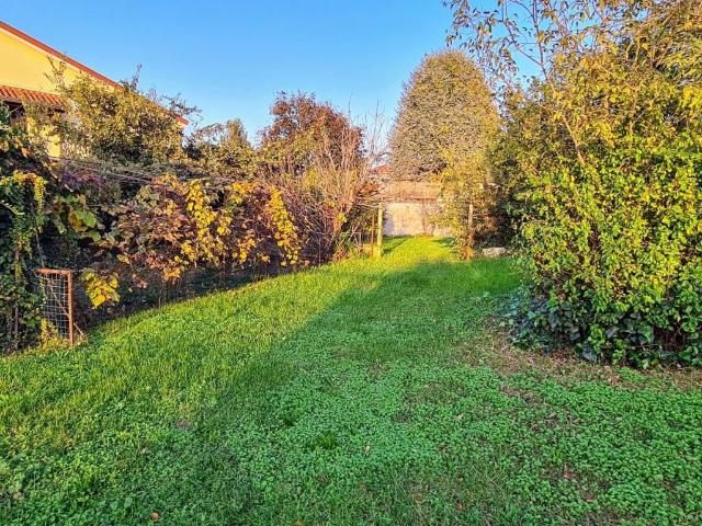 Terreno in vendita a Oltrestazione, Legnano