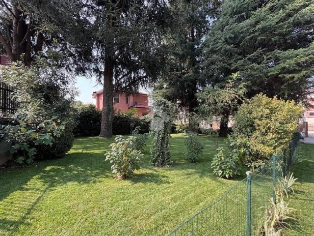 Terreno in vendita a Oltresempione, Legnano
