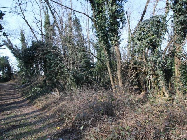 Terreno in vendita a Oltrestazione, Legnano