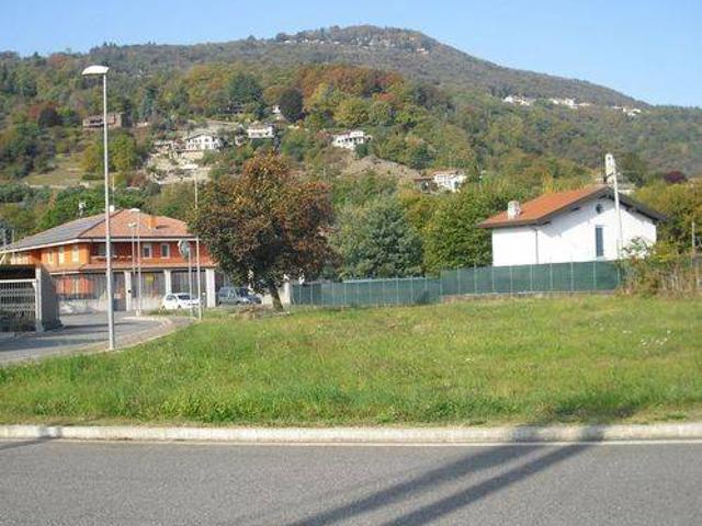 Terreno in vendita a Villa Lesa, Piemonte