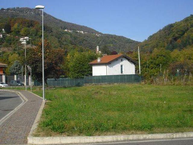 Terreno in vendita a Villa Lesa, Piemonte