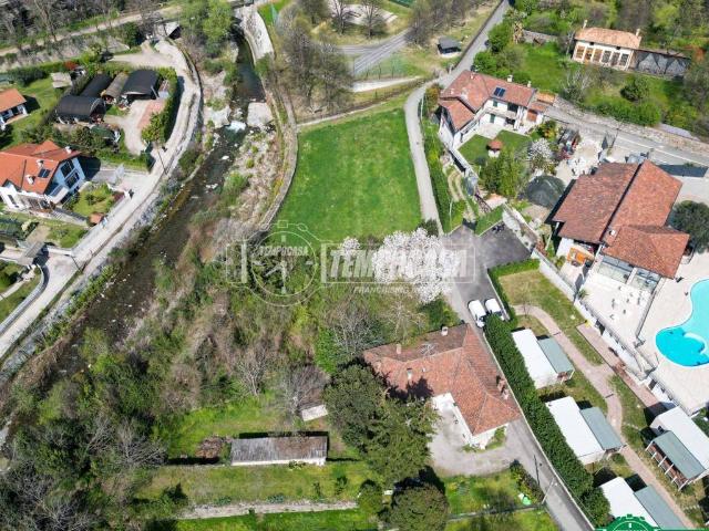 Terreno in vendita a Villa Lesa, Piemonte